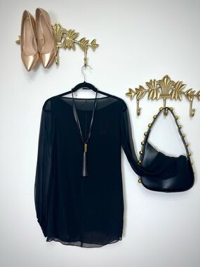 🆕NWT 100% SILK Guess Black Sheer Long-Sleeve Top